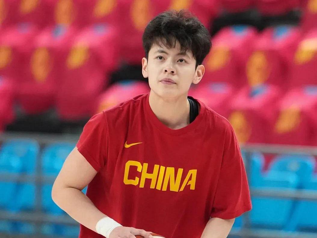 星空体育中国-中国女篮险胜巴西，听听媒体专家怎么说，后卫线告急！