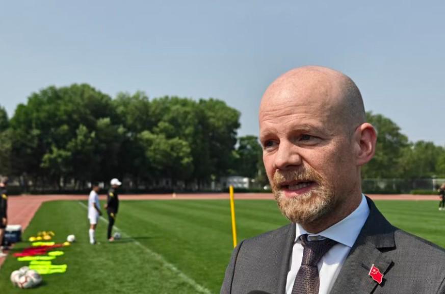 星空体育官网下载入口-FIFA秘书长：希望中国青少年能出现在各级世界杯赛场上